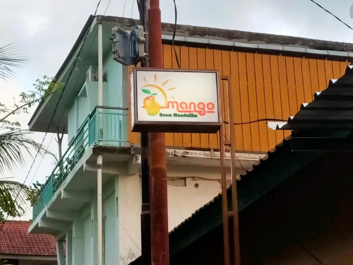 Mango Room Mandalika Kuta  エクステリア 写真